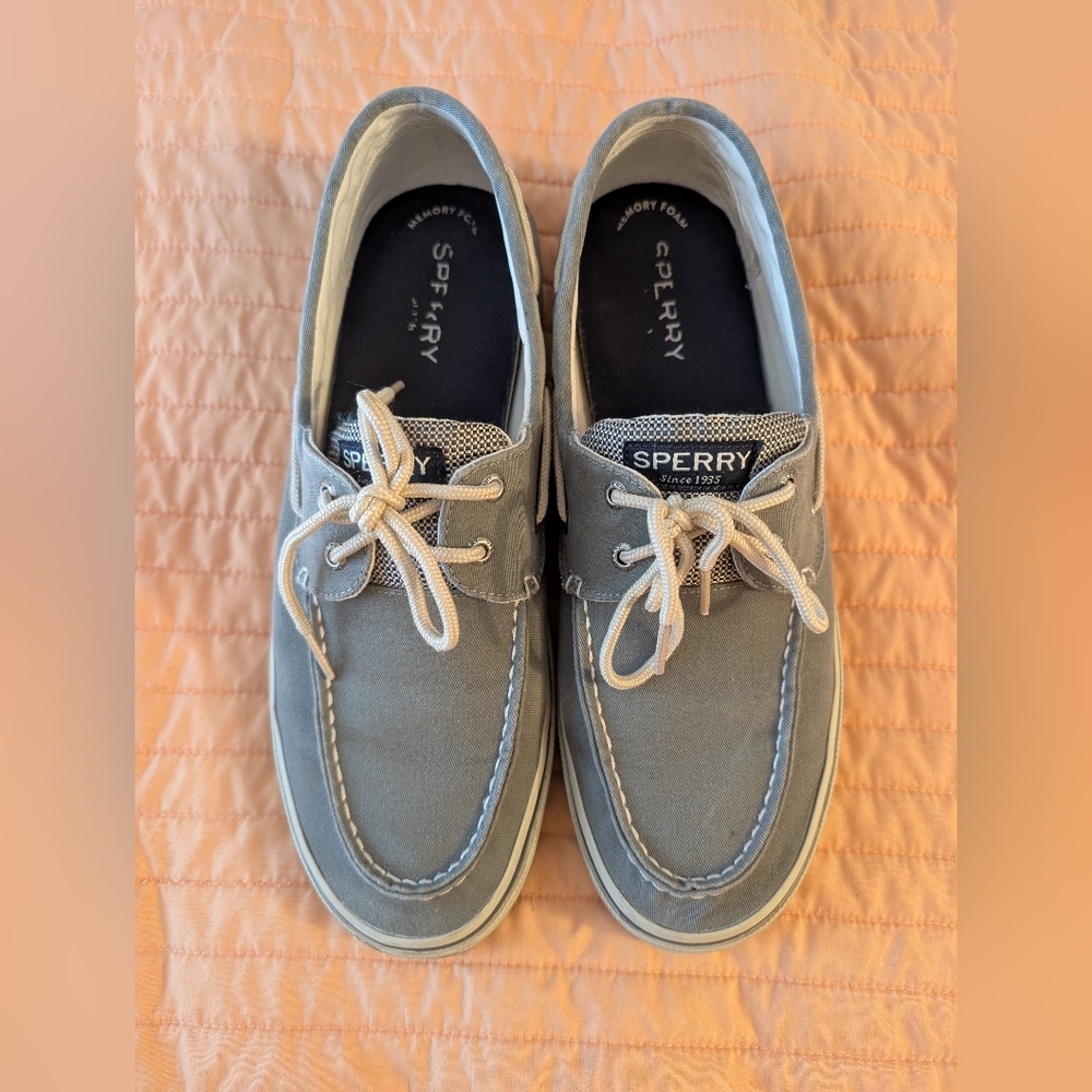 Sperry boat shoes size 13